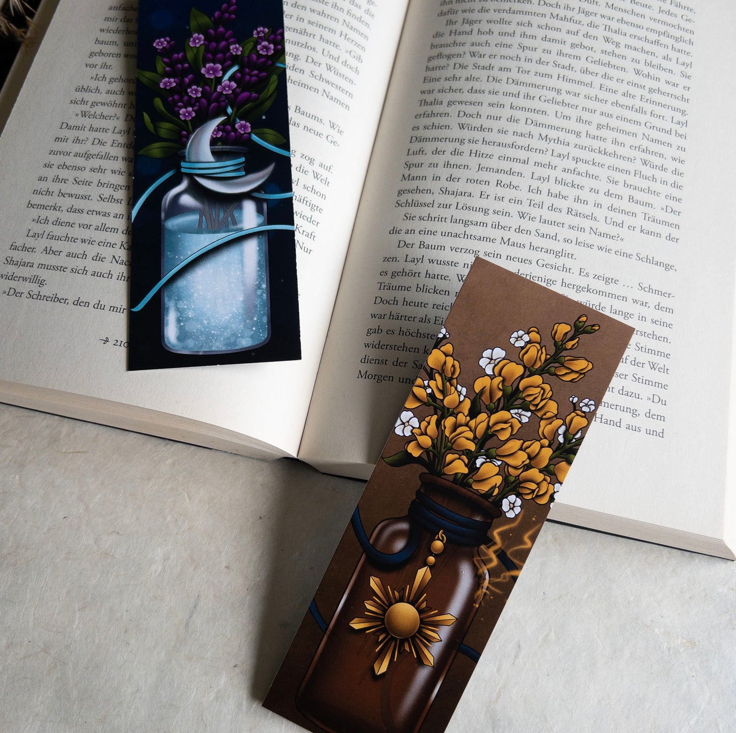 Flower Vases - Bookmark